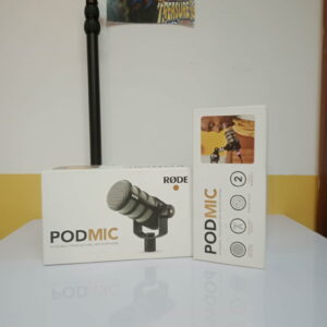 RODE Microphone with ROQ Headphone 30min
