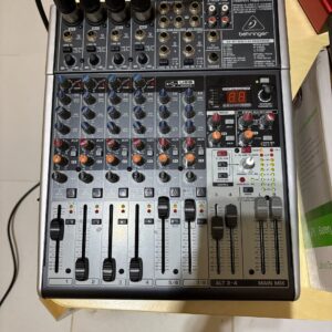 Behringer Mixer